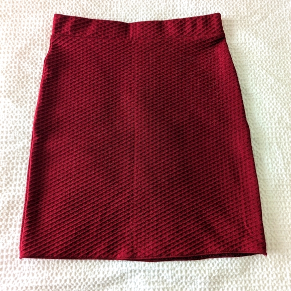 Burgundy bodycon mini skirt - Picture 1 of 3